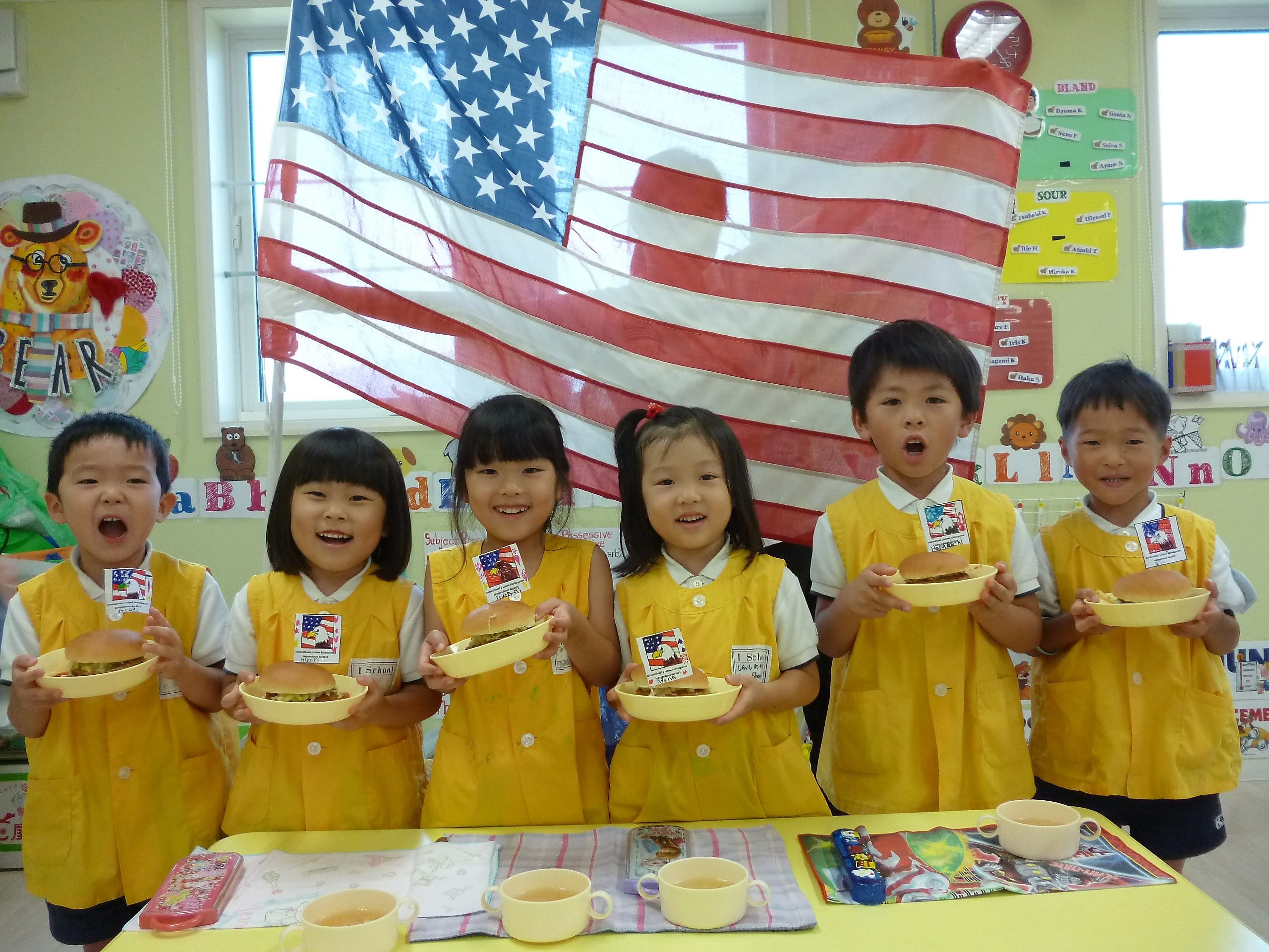カリキュラム | 福岡インターナショナルアイスクール幼稚園